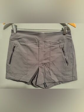 Athleta Light Gray Women's Active Shorts